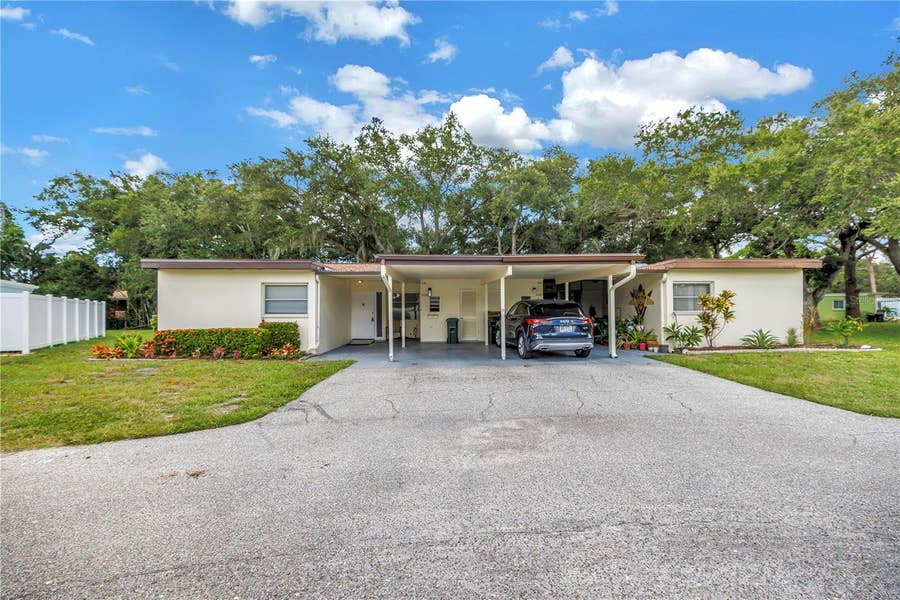 Property photo for 6232 GREEN VIEW CIRCLE, #66, Sarasota, FL