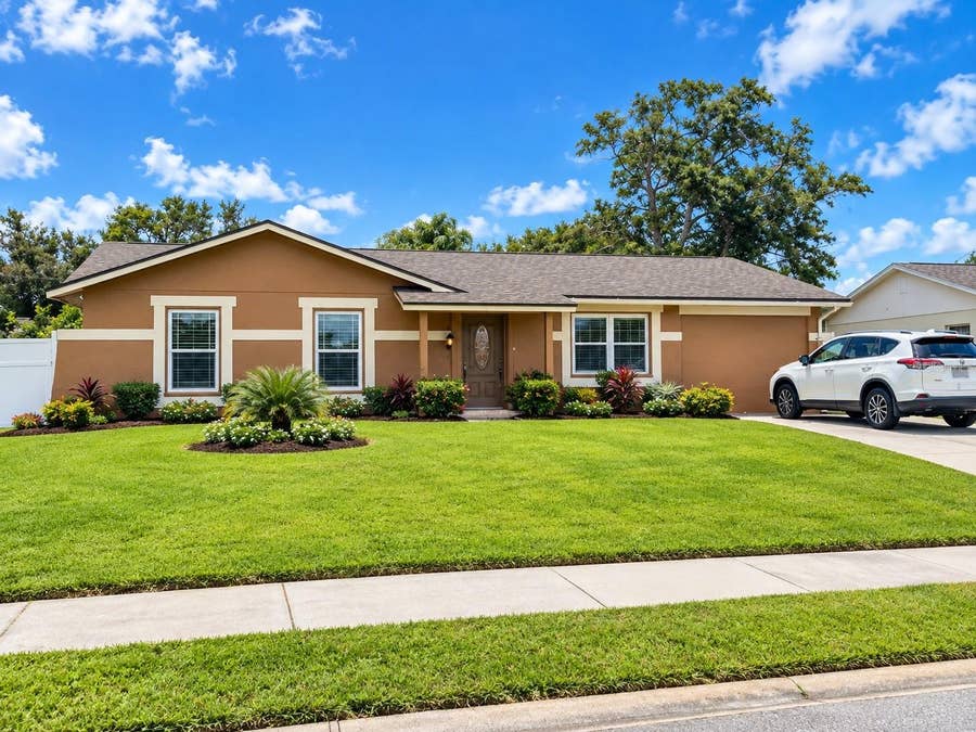 Property photo for 4011 WESTMINSTER DRIVE, Sarasota, FL