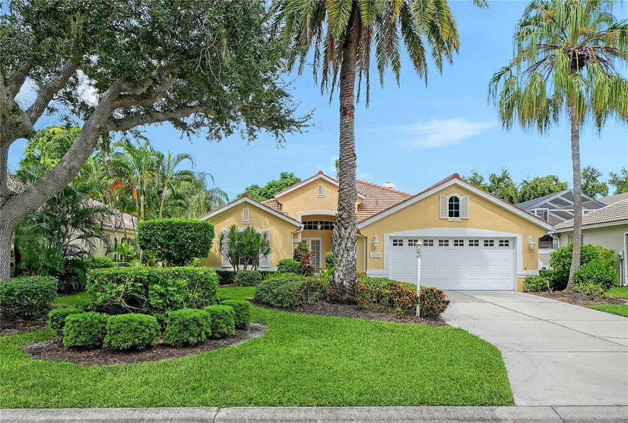 Property photo for 4374 MIRABELLA CIRCLE, Bradenton, FL