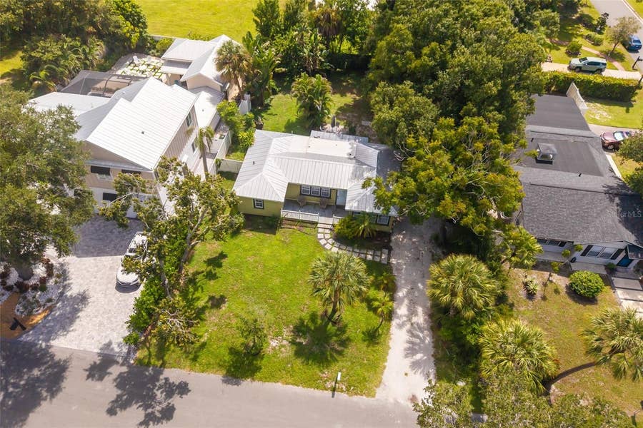 Property photo for 2316 GULL LANE, Sarasota, FL