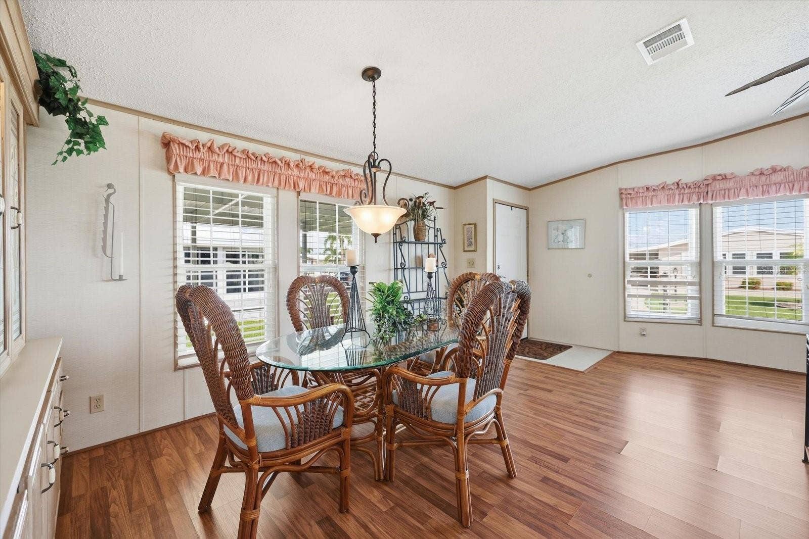 609 IGLESIA DRIVE, North Port, FL 34287 609 IGLESIA DRIVE, North Port, FL 34287