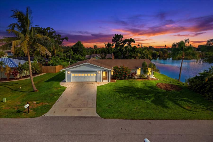 Property photo for 3667 CAROL LANE, Sarasota, FL
