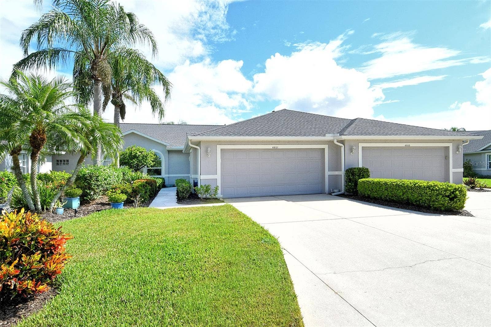 4951 CHASE OAKS DRIVE, Sarasota, FL 34241 Front of Property