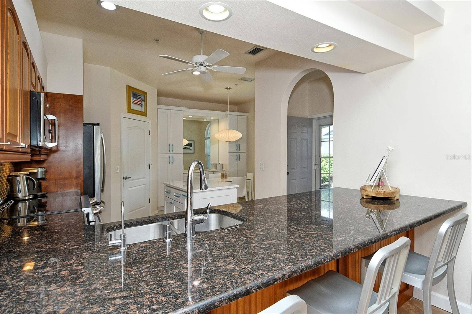 4951 CHASE OAKS DRIVE, Sarasota, FL 34241 Kitchen