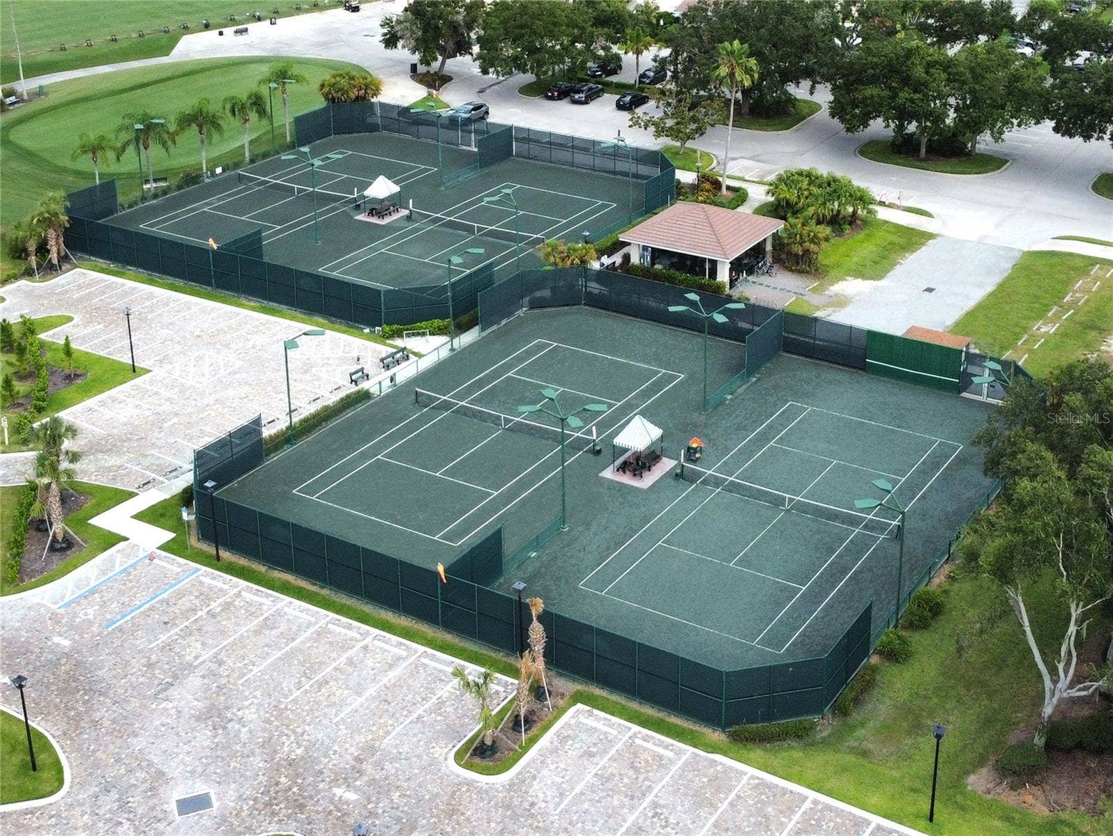 4951 CHASE OAKS DRIVE, Sarasota, FL 34241 Tennis Courts