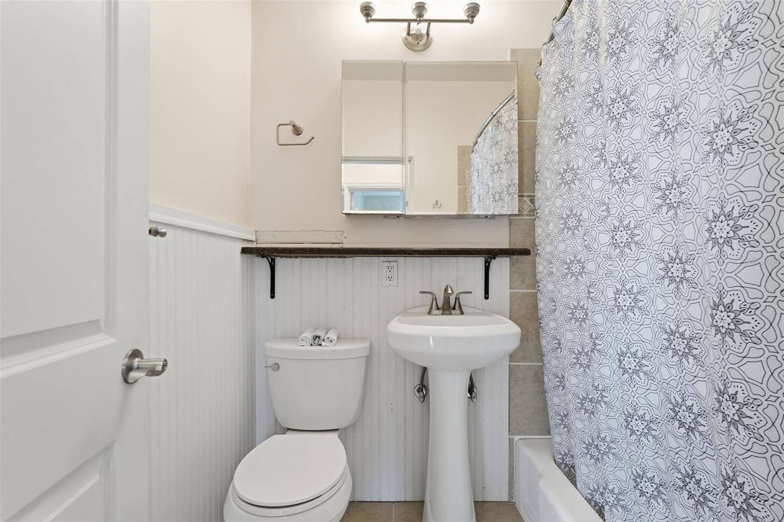 7050 SUNSET WAY, #21, St Pete Beach, FL 33706 7050 SUNSET WAY, #21, St Pete Beach, FL 33706