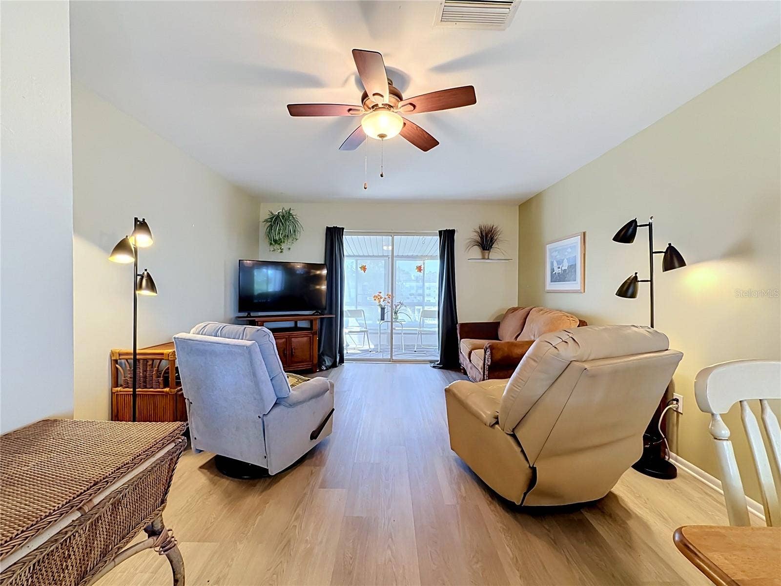 5898 17TH STREET W, #C31, Bradenton, FL 34207 Living Room
