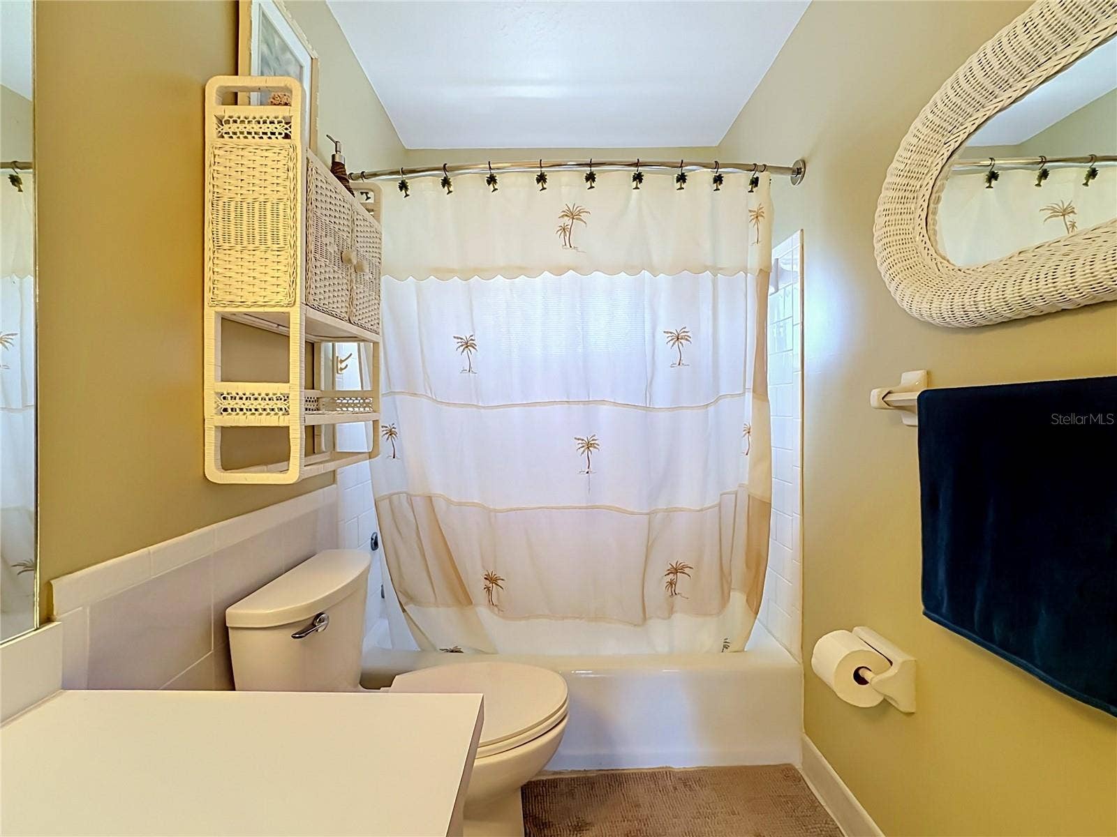 5898 17TH STREET W, #C31, Bradenton, FL 34207 Main Bathroom