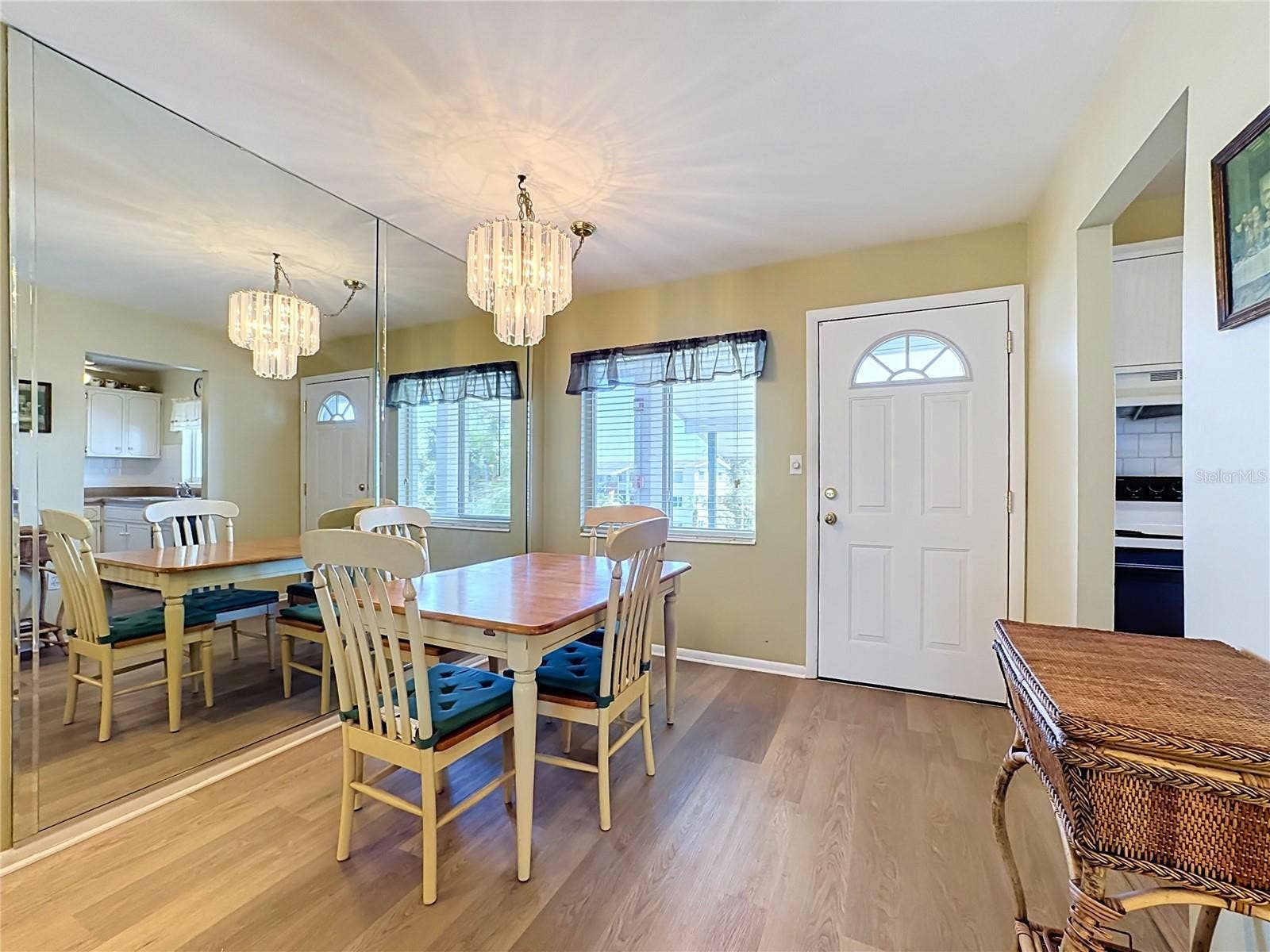 5898 17TH STREET W, #C31, Bradenton, FL 34207 Mirrored Wall In Dinning Area