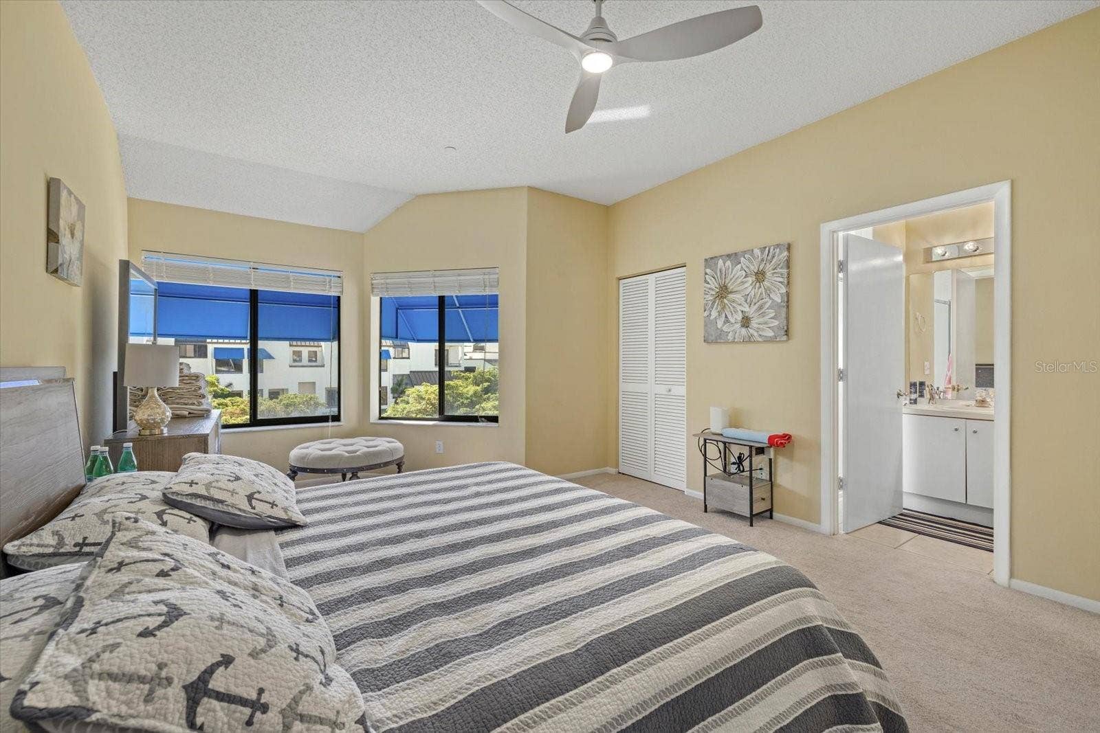 2012 HARBOURSIDE DRIVE, #2102, Longboat Key, FL 34228