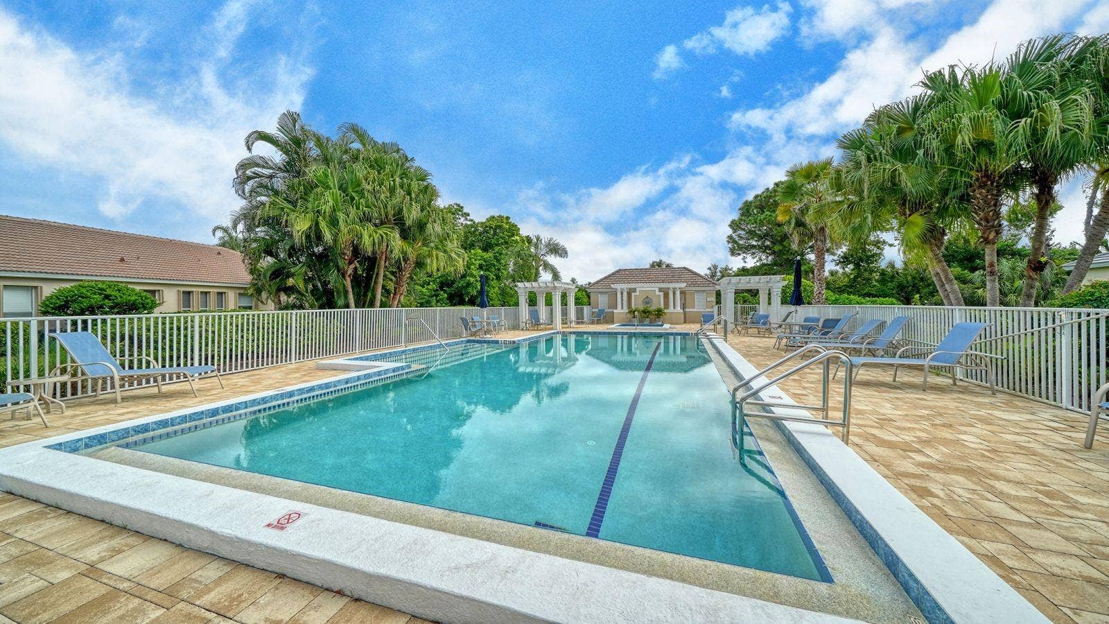 7126 KENSINGTON COURT, University Park, FL 34201
