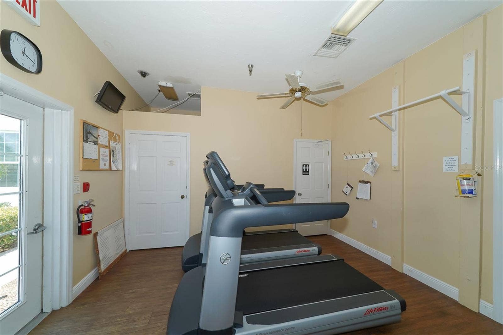 4868 INDEPENDENCE DRIVE, Bradenton, FL 34210