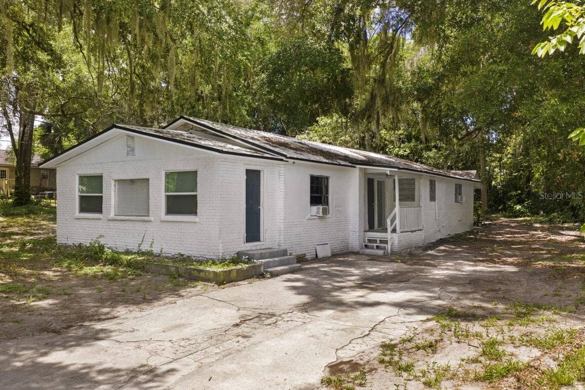 1118 NW 7TH AVENUE, Ocala, FL 34475