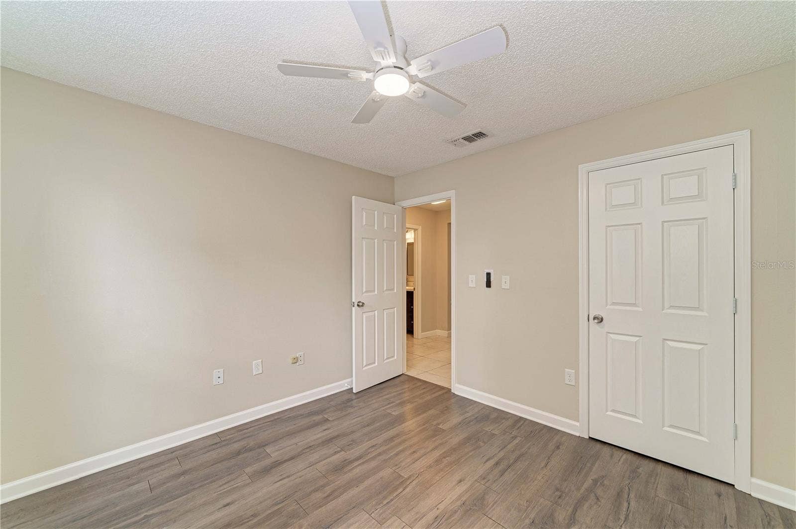 Bedroom 3 02