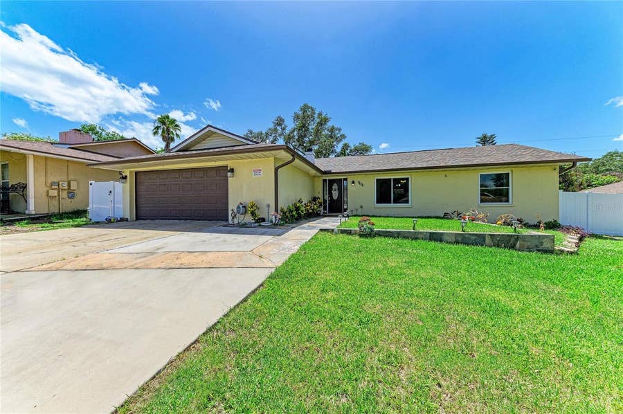 Property photo for 1520 SUNNYHILLS DRIVE, Brandon, FL