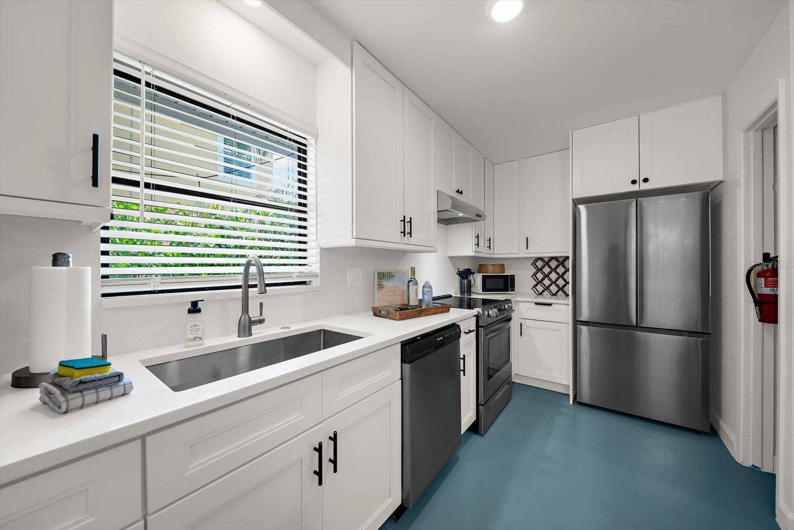 400 75TH STREET, Holmes Beach, FL 34217 400 75TH STREET, Holmes Beach, FL 34217