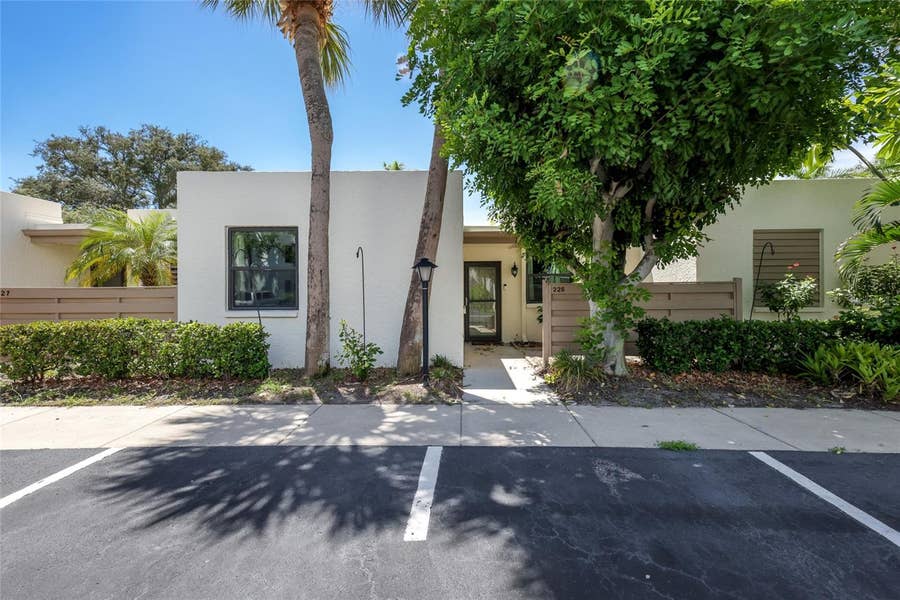 Property photo for 226 SHERWOOD DRIVE, Bradenton, FL