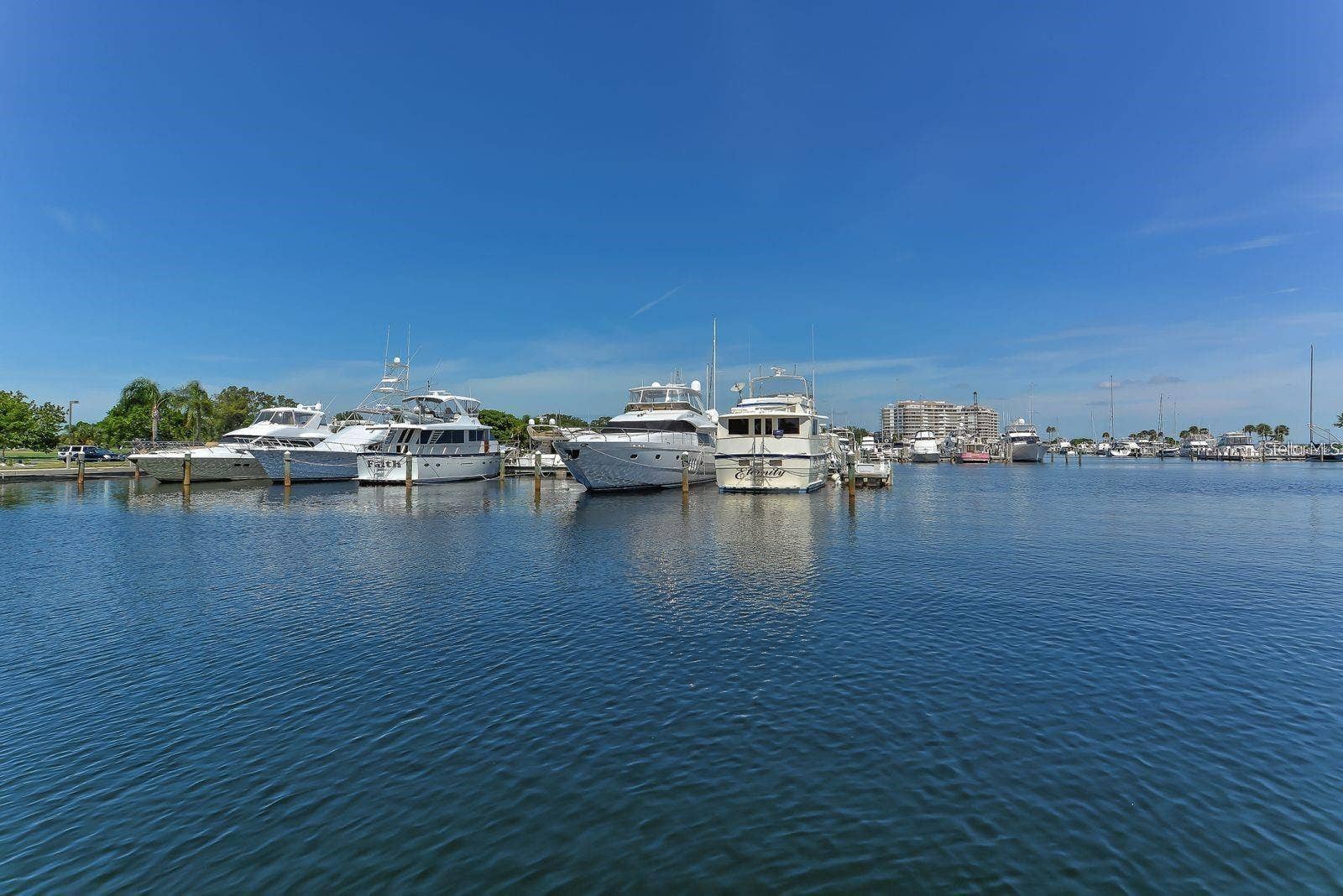 3360 BAYOU SOUND, Longboat Key, FL 34228 Longboat Key Club Marina is in walking distance.