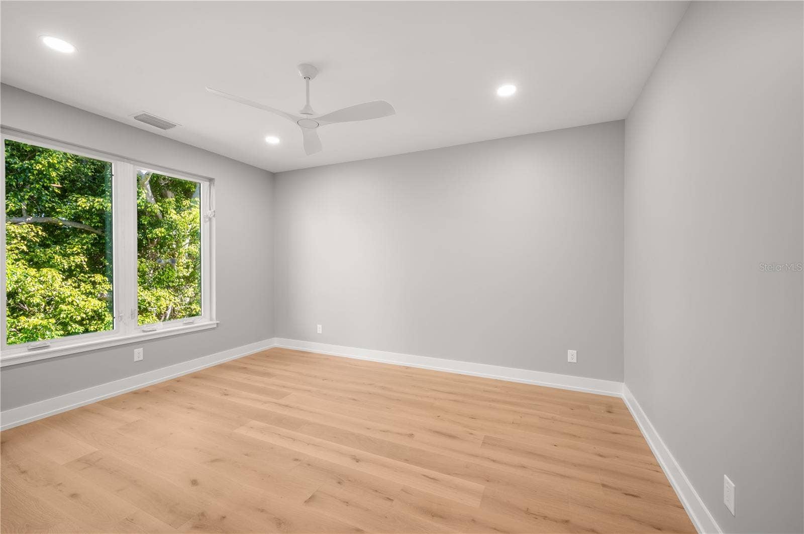 3360 BAYOU SOUND, Longboat Key, FL 34228 Second floor -4th bedroom shares Jack/Jill full bath.