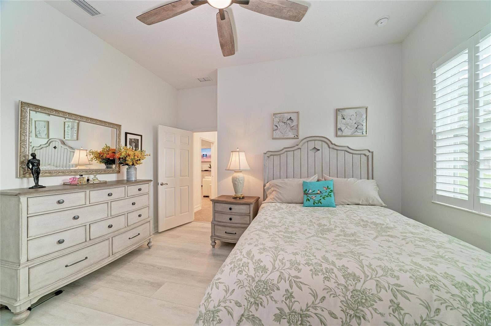 519 147TH COURT NE, Bradenton, FL 34212 519 147TH COURT NE, Bradenton, FL 34212