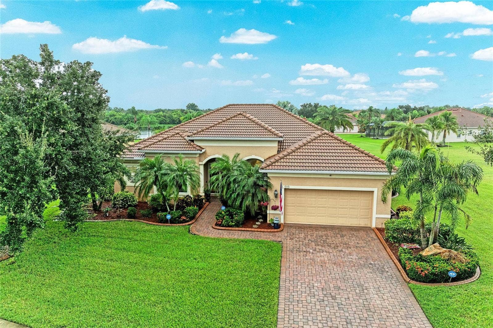 519 147TH COURT NE, Bradenton, FL 34212 519 147TH COURT NE, Bradenton, FL 34212