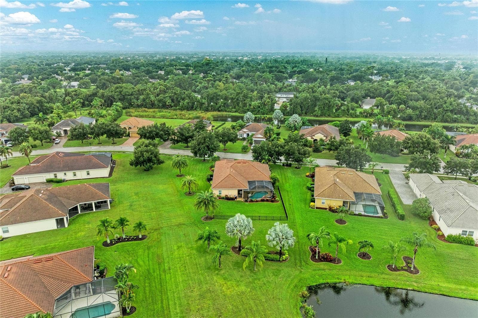 519 147TH COURT NE, Bradenton, FL 34212 519 147TH COURT NE, Bradenton, FL 34212