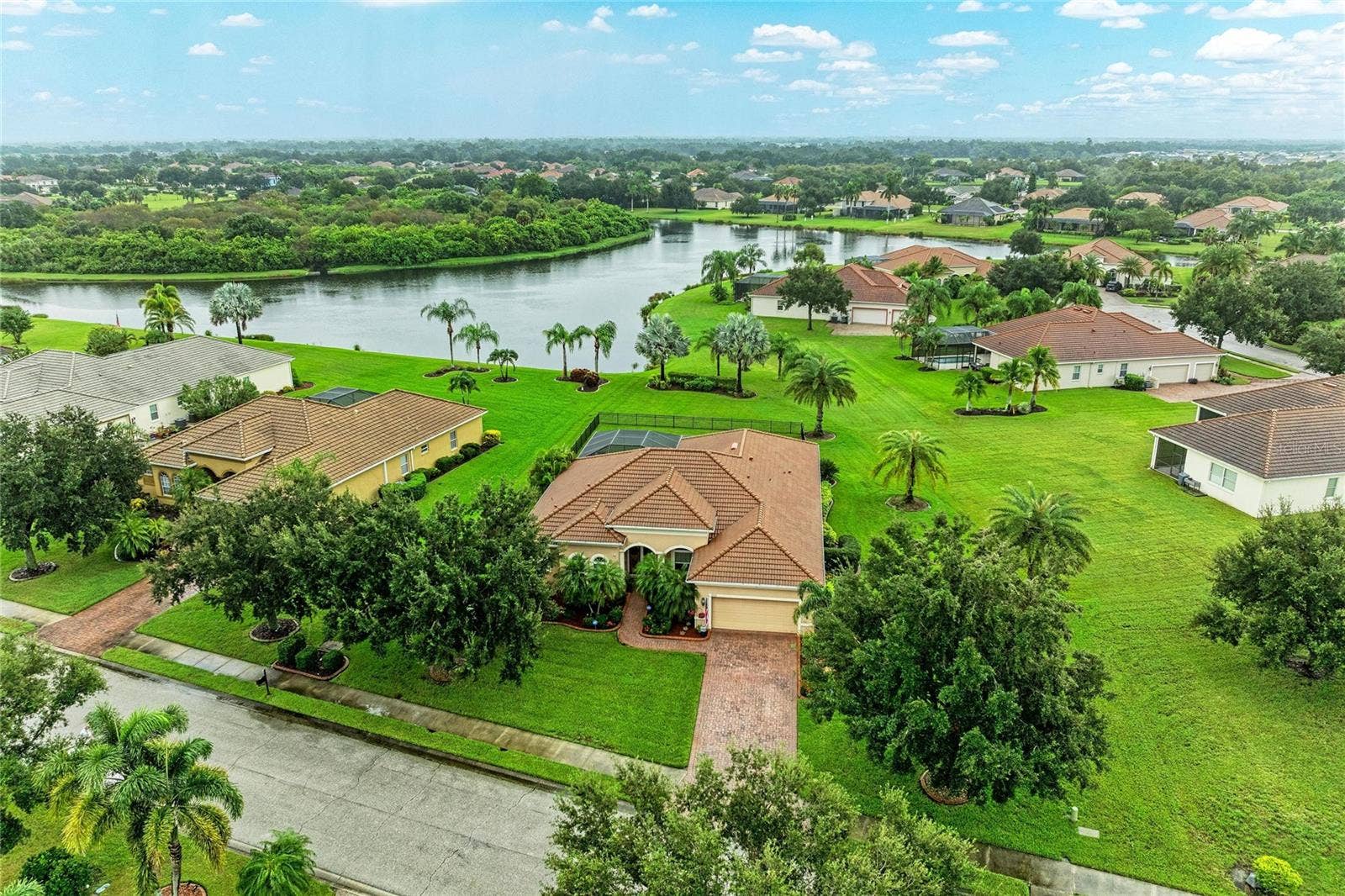 519 147TH COURT NE, Bradenton, FL 34212 519 147TH COURT NE, Bradenton, FL 34212