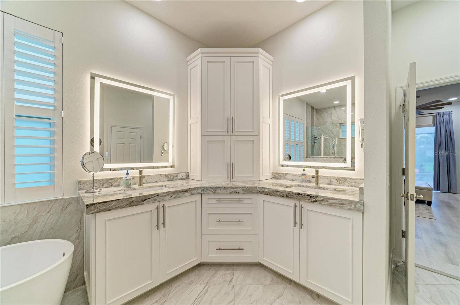 519 147TH COURT NE, Bradenton, FL 34212 Primary Bathroom