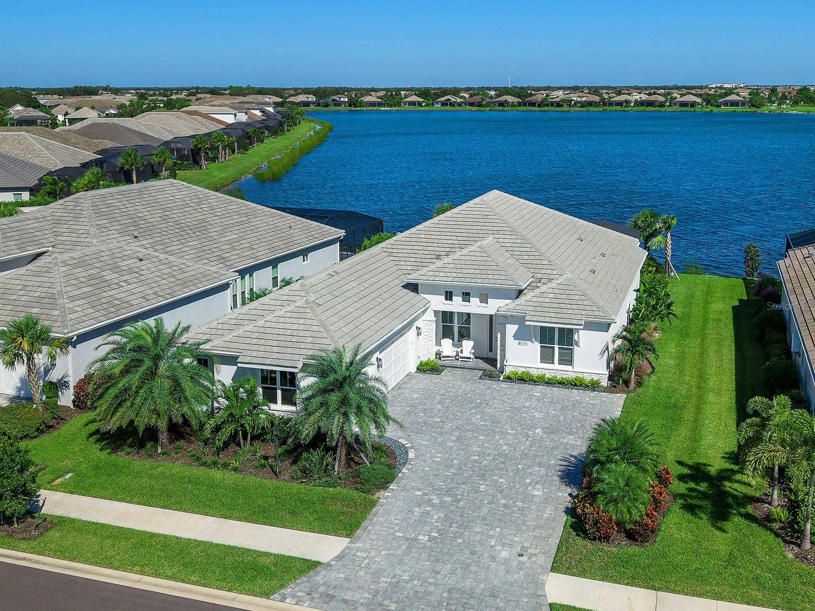 7959 WATERBEND TRAIL, Sarasota, FL 34240 7959 WATERBEND TRAIL, Sarasota, FL 34240