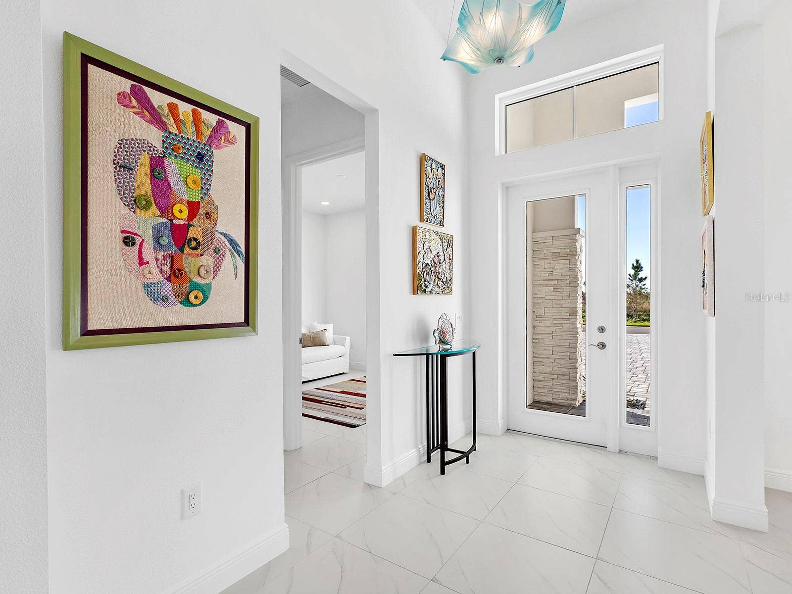 7959 WATERBEND TRAIL, Sarasota, FL 34240 Tray ceiling and artistic light fixture
