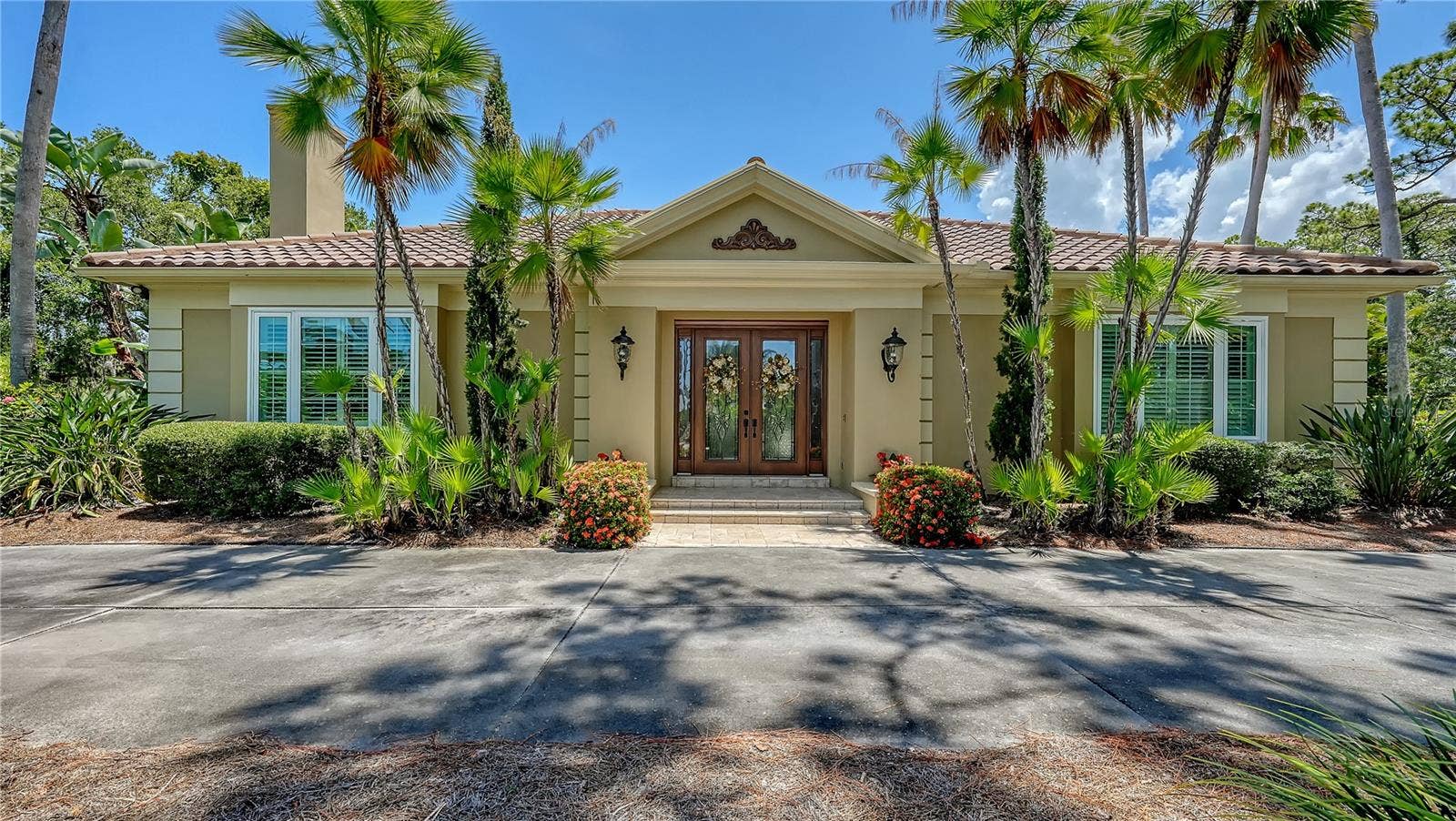422 BLUE GARDEN LANE, Osprey, FL 34229 422 BLUE GARDEN LANE, Osprey, FL 34229