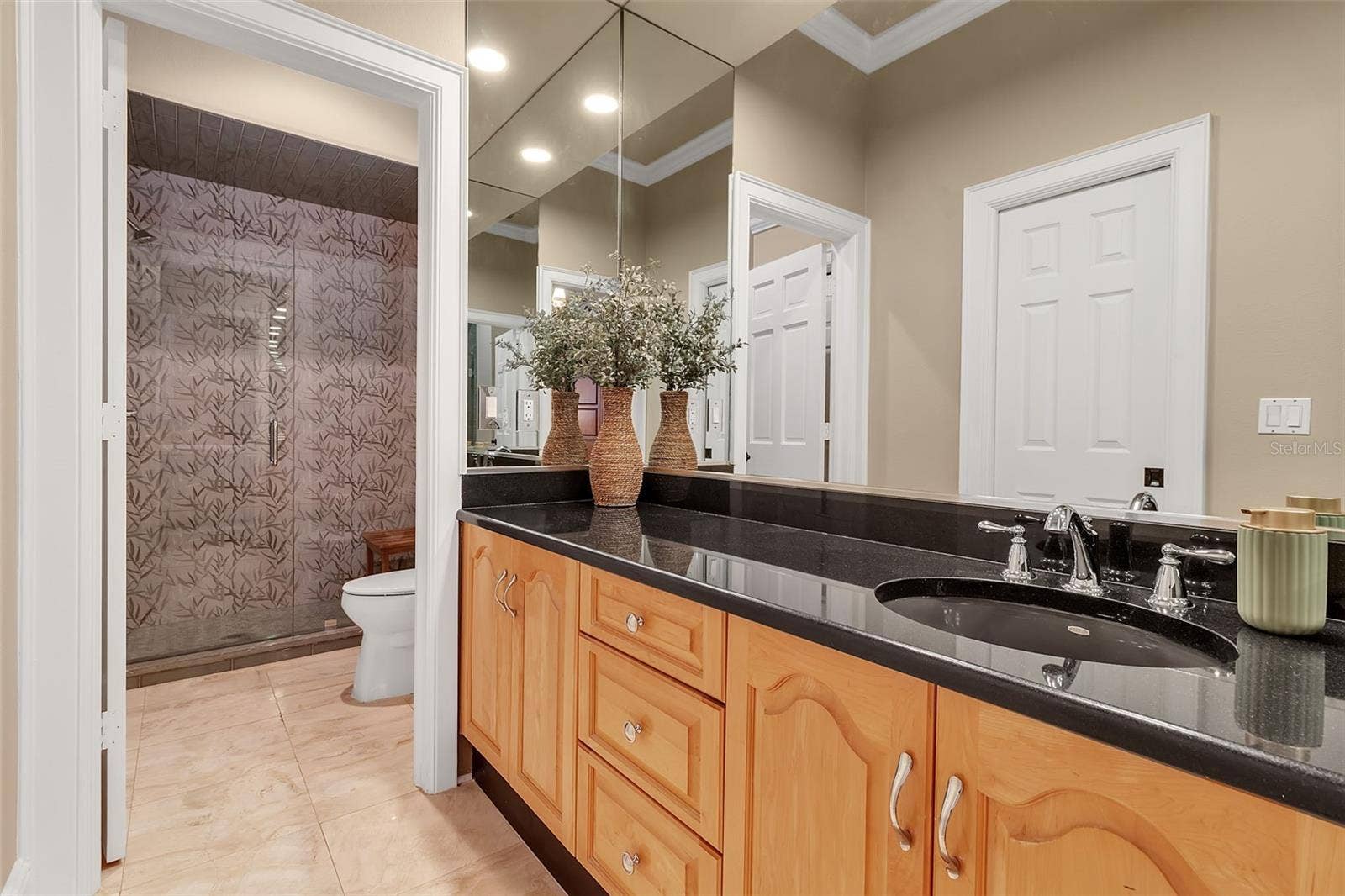 422 BLUE GARDEN LANE, Osprey, FL 34229 422 BLUE GARDEN LANE, Osprey, FL 34229
