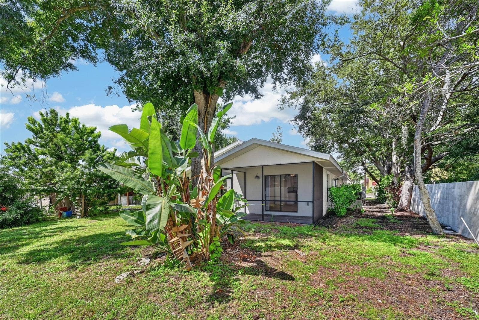 1974/76 DEBBIE STREET, Sarasota, FL 34231 1974/76 DEBBIE STREET, Sarasota, FL 34231