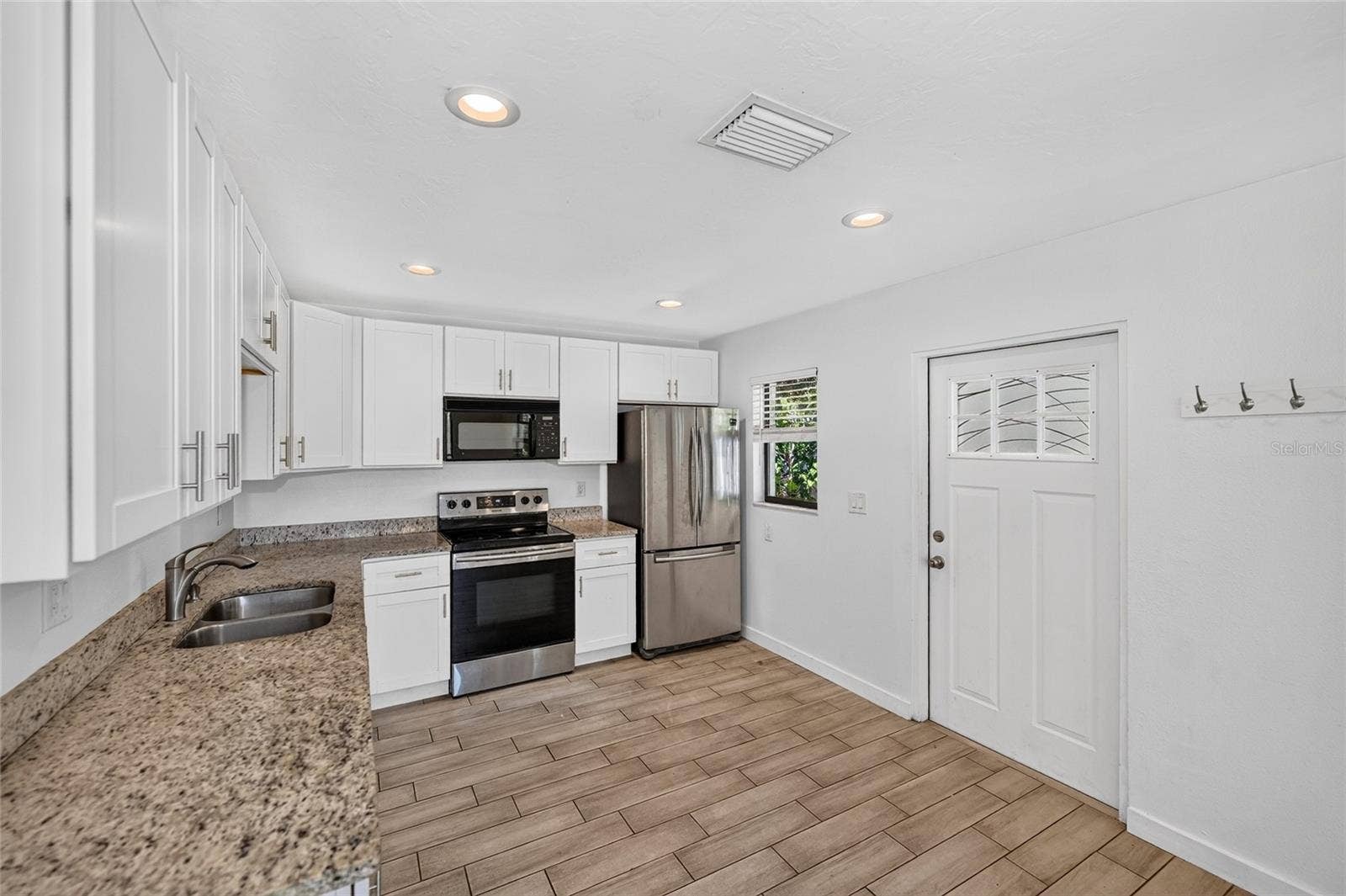 1974/76 DEBBIE STREET, Sarasota, FL 34231 1974/76 DEBBIE STREET, Sarasota, FL 34231