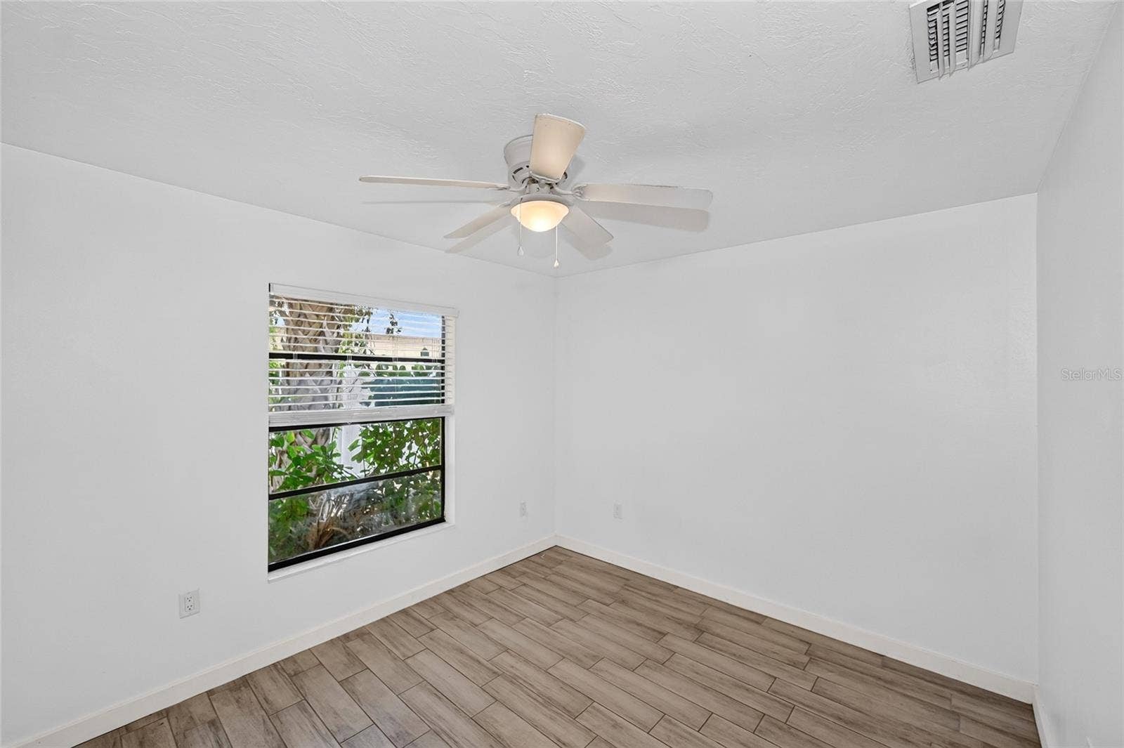 1974/76 DEBBIE STREET, Sarasota, FL 34231 1974/76 DEBBIE STREET, Sarasota, FL 34231