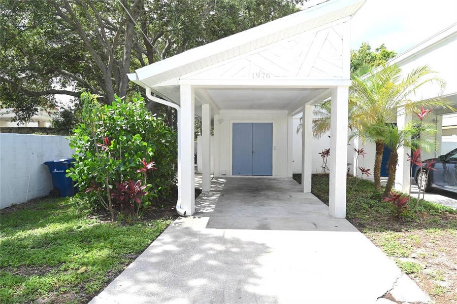 Property photo for 1974/76 DEBBIE STREET, Sarasota, FL