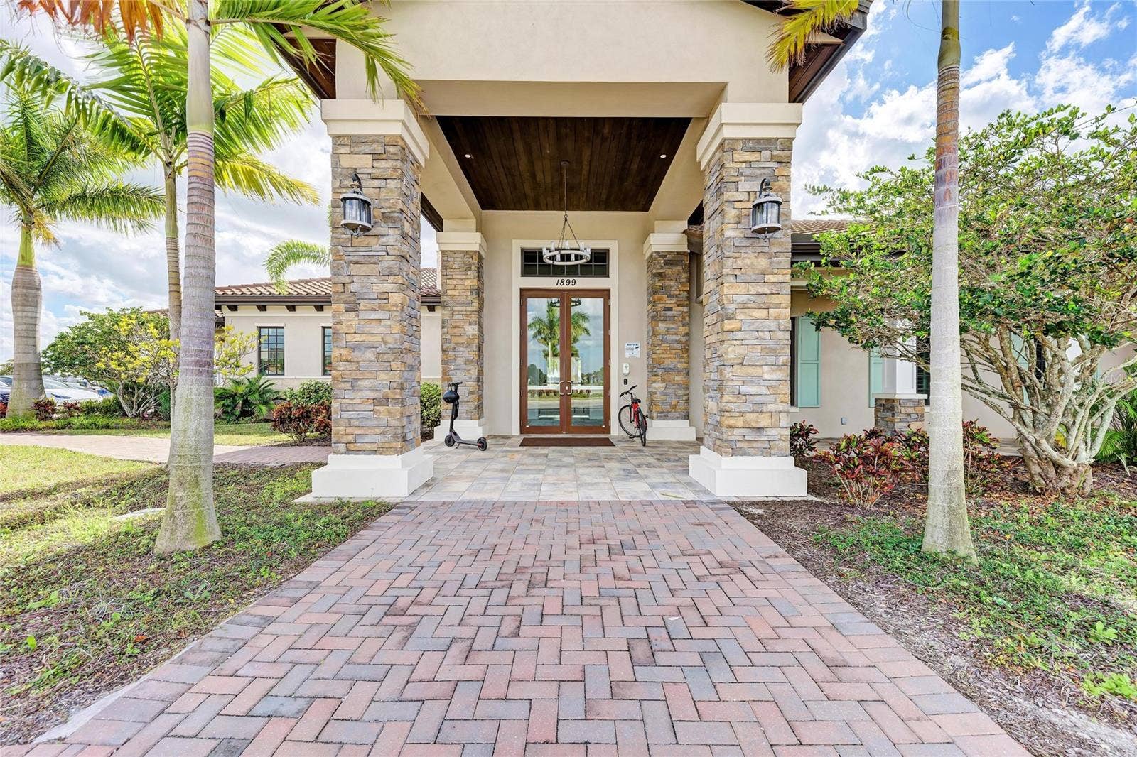 502 16TH AVE E AVENUE E, Palmetto, FL 34221 502 16TH AVE E AVENUE E, Palmetto, FL 34221