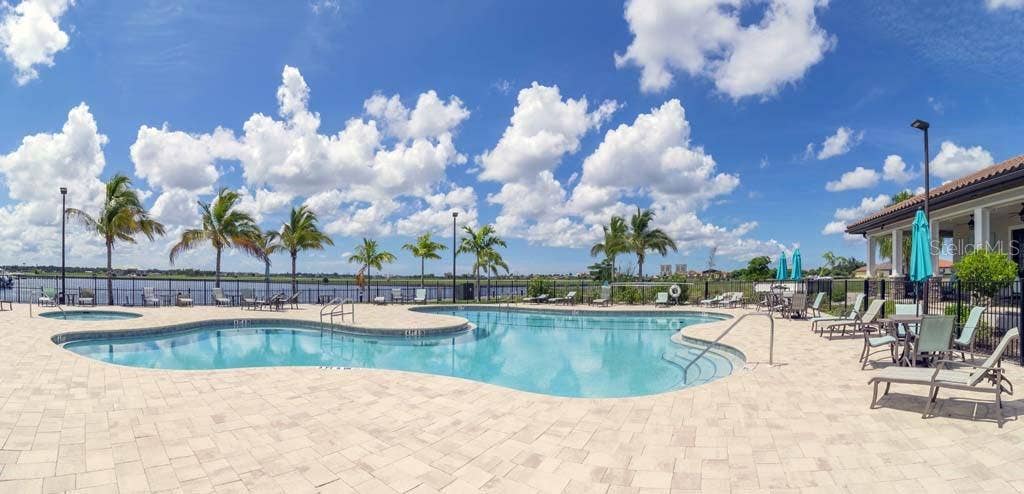 502 16TH AVE E AVENUE E, Palmetto, FL 34221 Clubhouse Pool/Spa