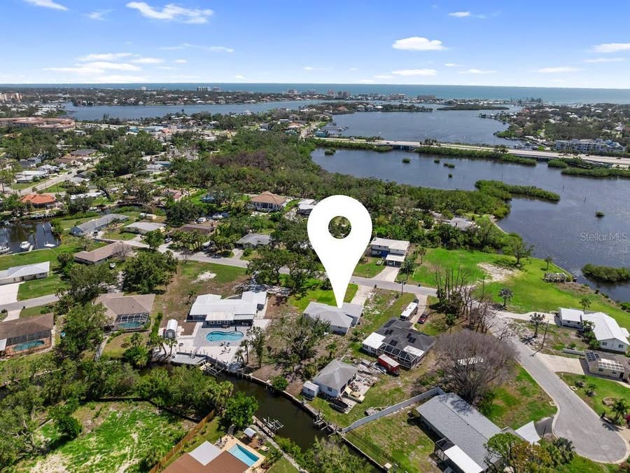 Property photo for 400 DONA DRIVE, Nokomis, FL