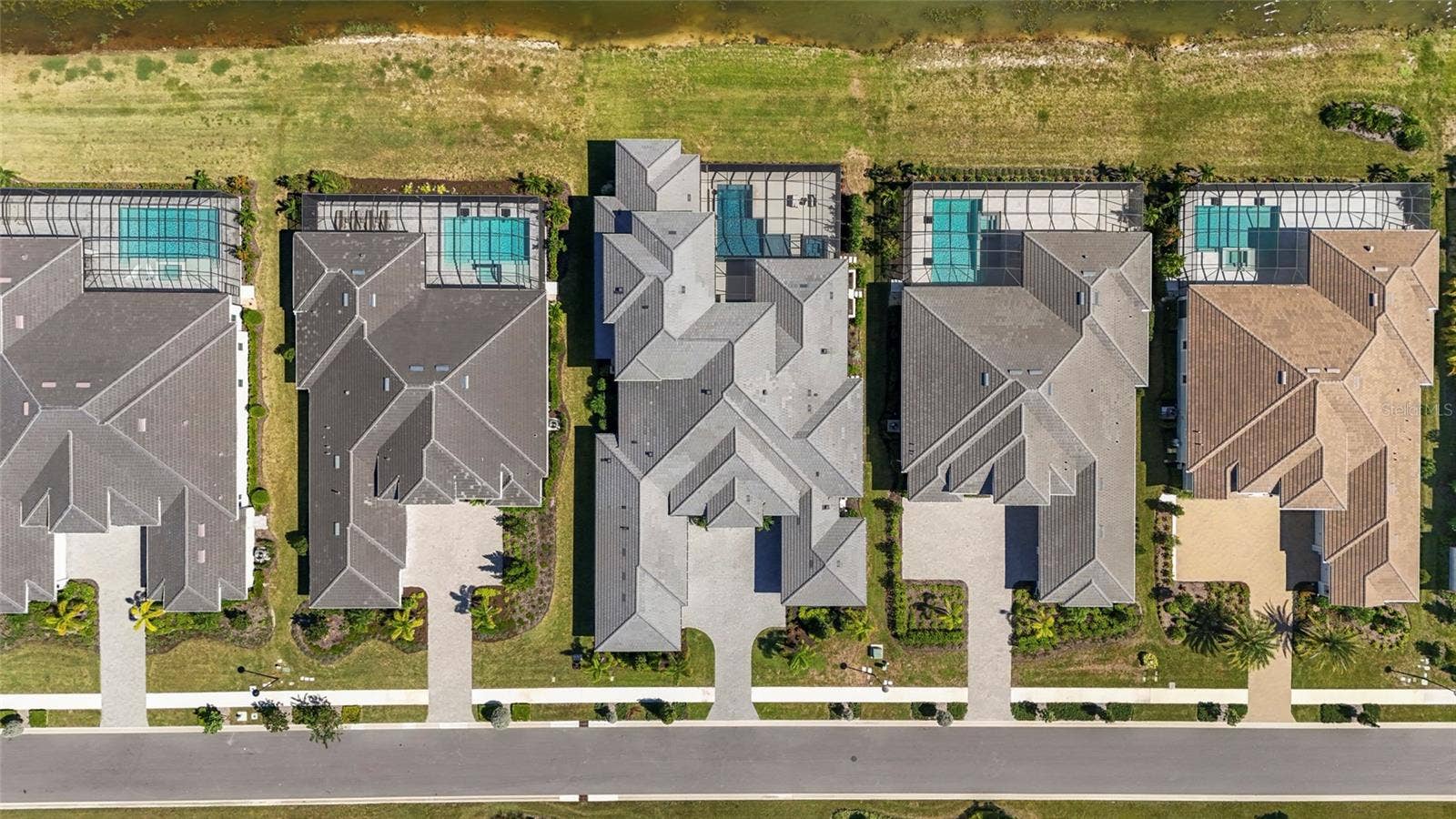596 BLUE SHELL LOOP, Sarasota, FL 34240 596 BLUE SHELL LOOP, Sarasota, FL 34240