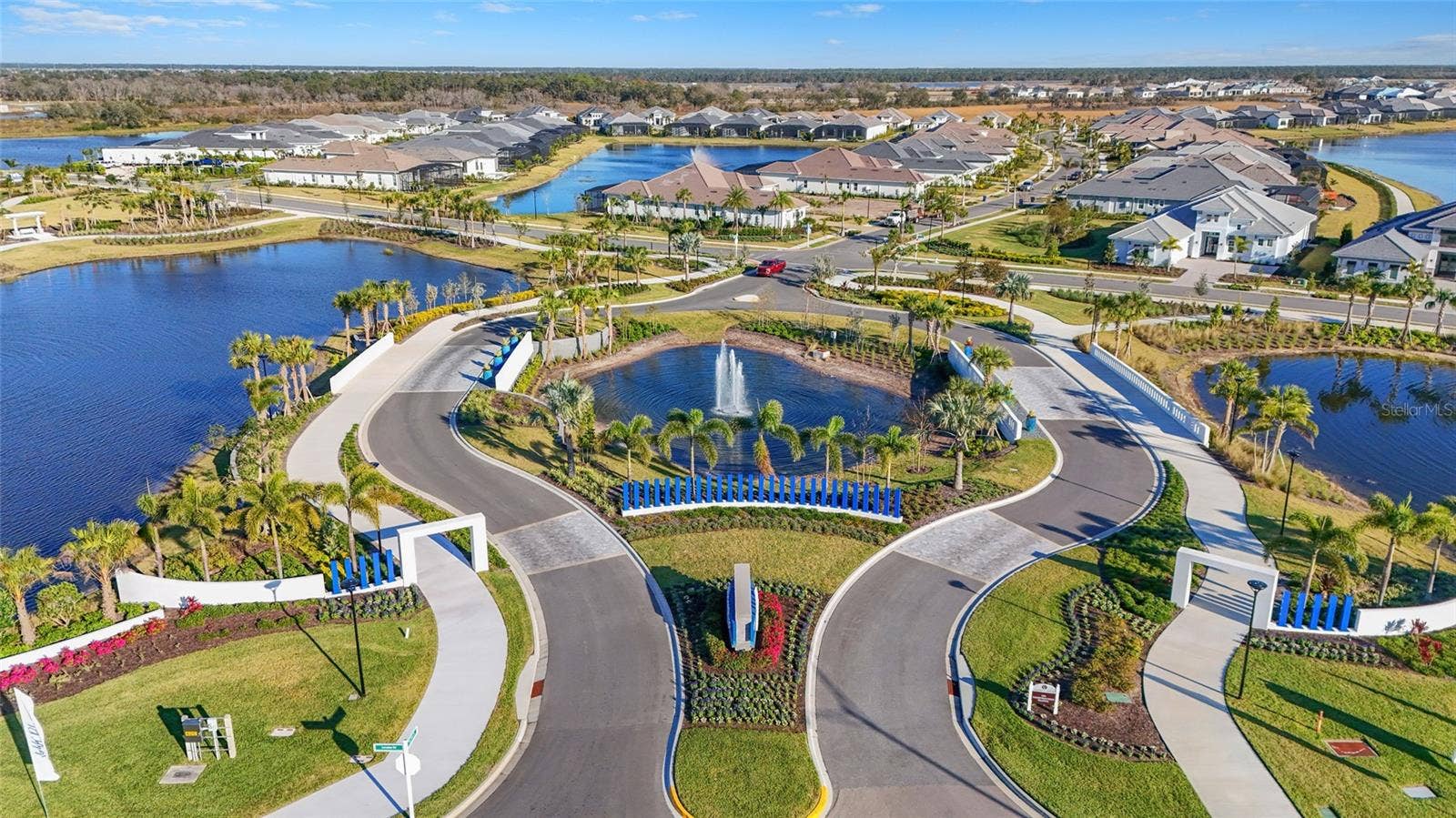 596 BLUE SHELL LOOP, Sarasota, FL 34240 596 BLUE SHELL LOOP, Sarasota, FL 34240