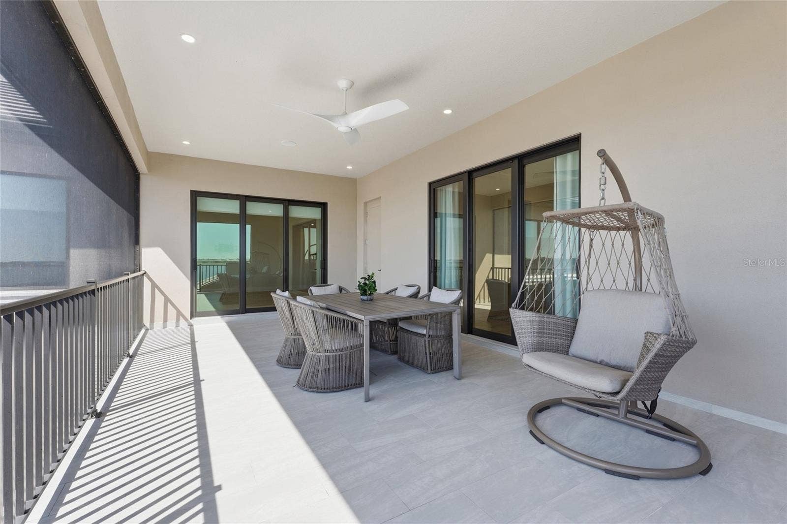 596 BLUE SHELL LOOP, Sarasota, FL 34240 596 BLUE SHELL LOOP, Sarasota, FL 34240