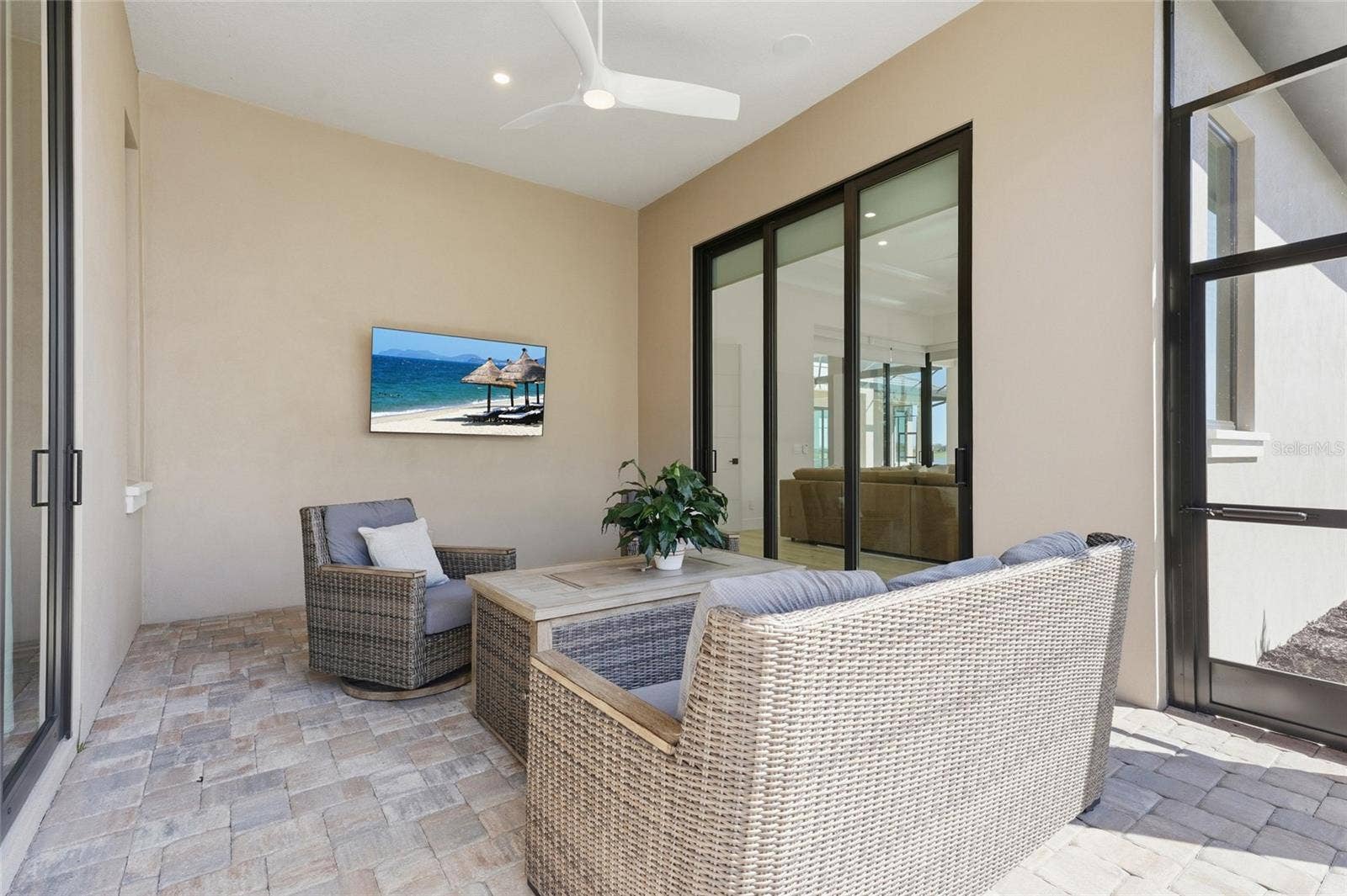 596 BLUE SHELL LOOP, Sarasota, FL 34240 596 BLUE SHELL LOOP, Sarasota, FL 34240