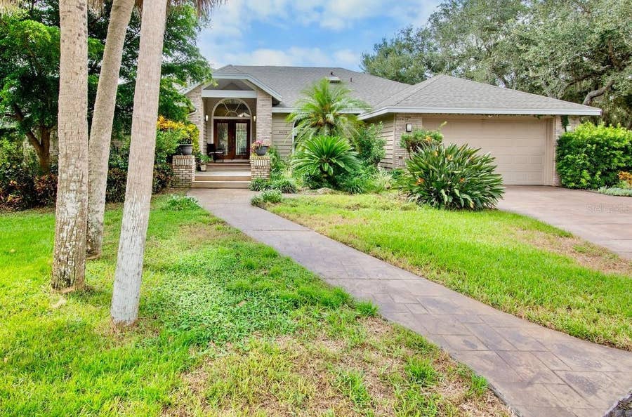 Property photo for 4424 FRIAR TUCK LANE, Sarasota, FL