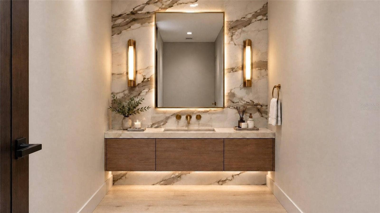 3441 GULFMEAD DRIVE, Sarasota, FL 34242 Powder bathroom. Virtually staged.