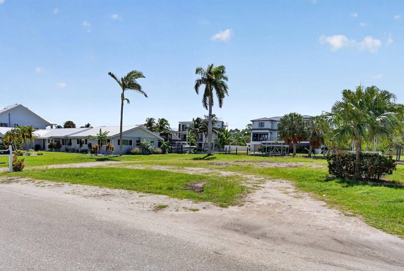 568 ROUNTREE DRIVE, Longboat Key, FL 34228
