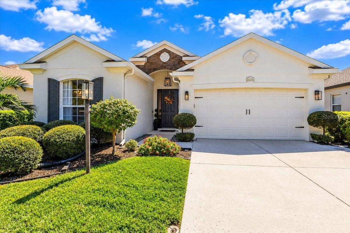 8120 TABBYSTONE PLACE, Bradenton, FL 34201 8120 TABBYSTONE PLACE, Bradenton, FL 34201