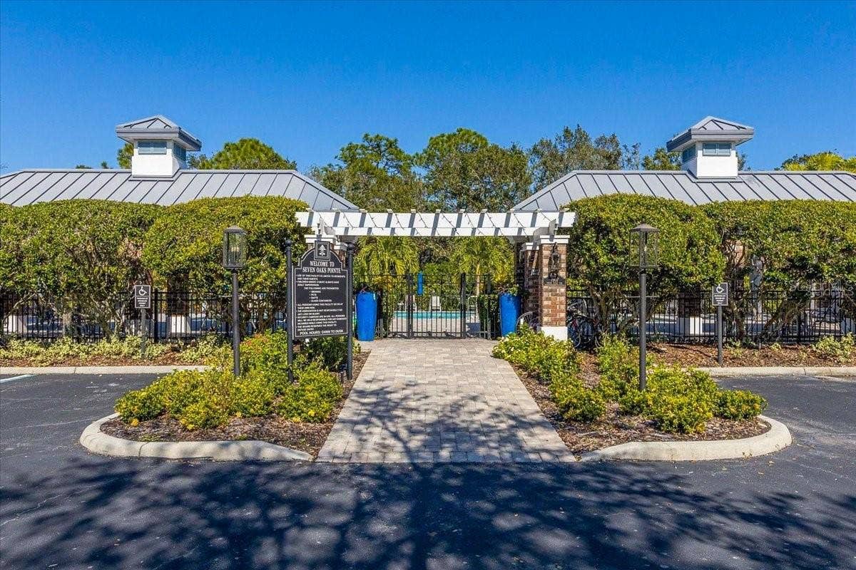 8120 TABBYSTONE PLACE, Bradenton, FL 34201 8120 TABBYSTONE PLACE, Bradenton, FL 34201