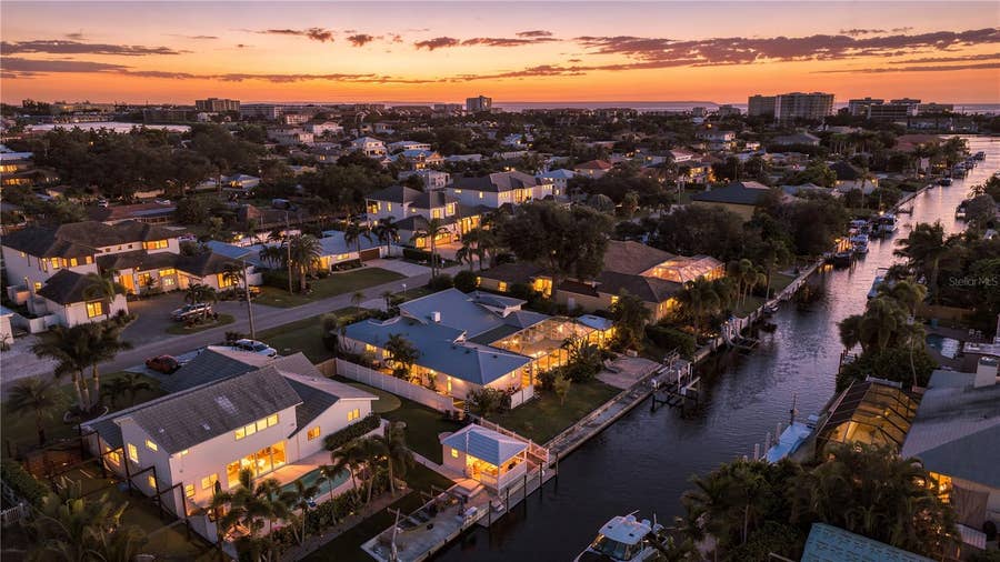 Property photo for 1741 STANFORD LANE, Sarasota, FL