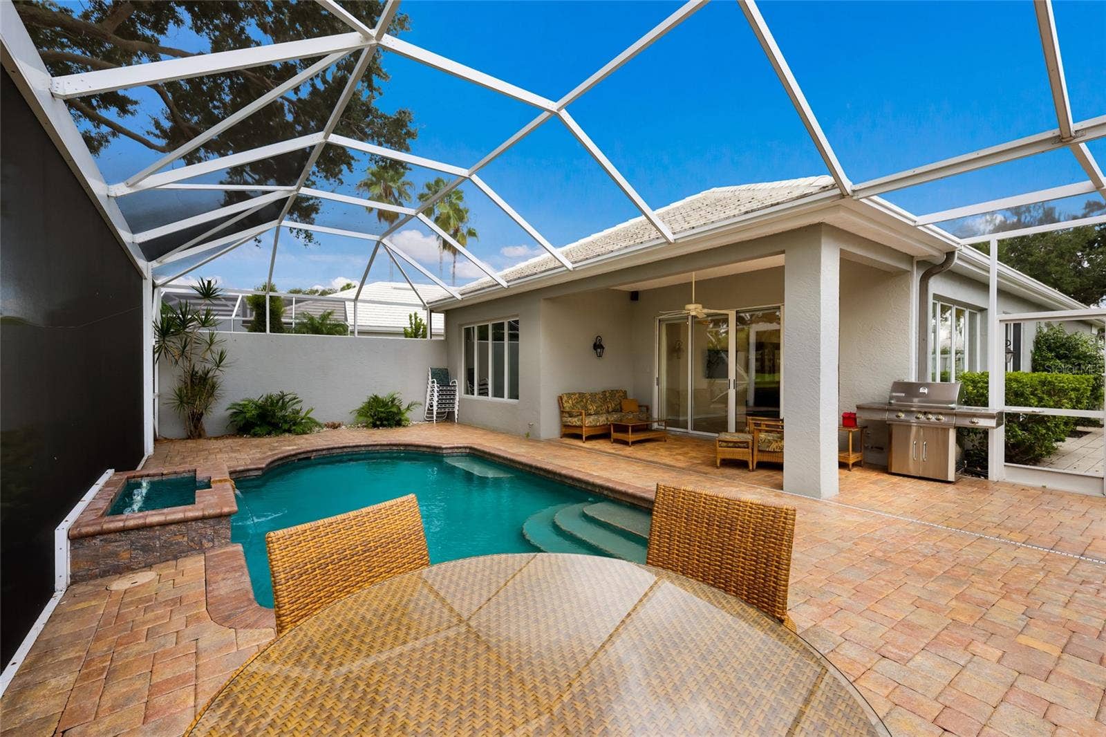 8728 52ND DRIVE E, Bradenton, FL 34211 8728 52ND DRIVE E, Bradenton, FL 34211
